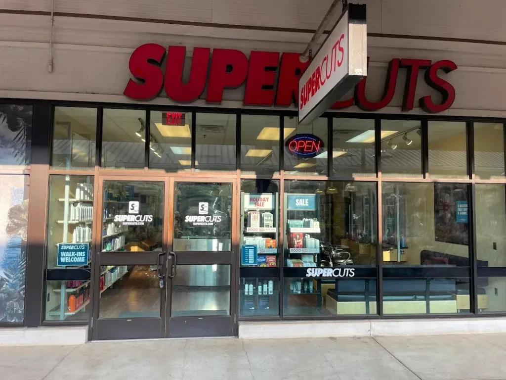 SUPERCUTS — Hair salon in Kahului